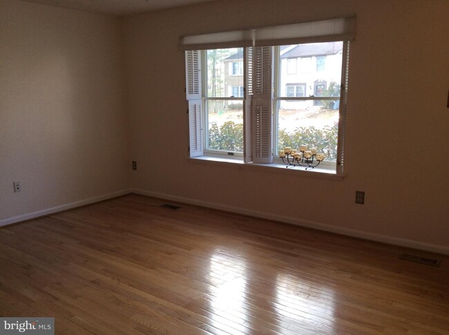 Building Photo - 7812 Epsilon Dr