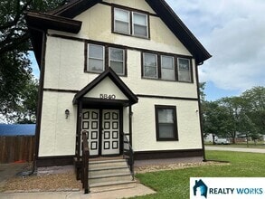 Building Photo - 5840 Adams St