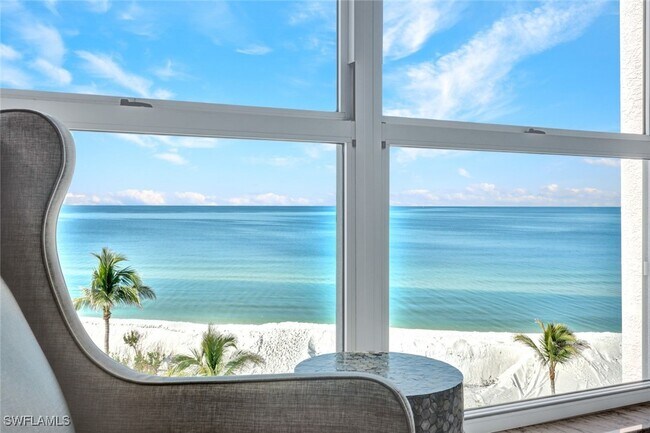 Foto del edificio - 263 Barefoot Beach Blvd