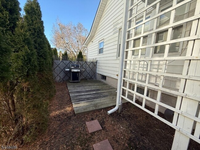 Foto del edificio - 22 Lincoln Ave