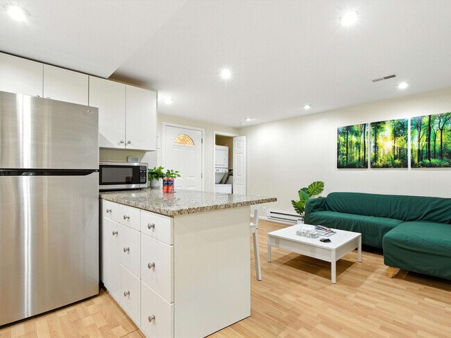 Foto del edificio - 2922 Upton St NW