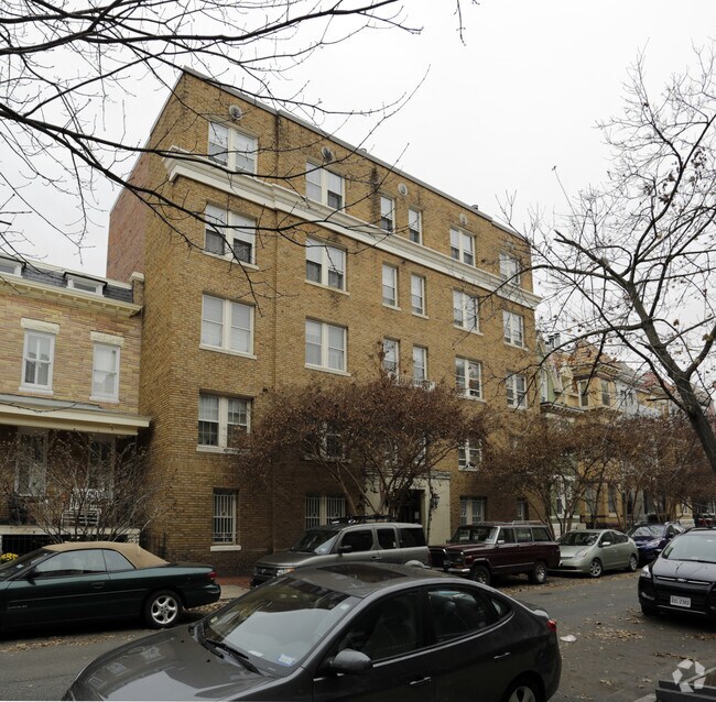 Building Photo - Willard Mansions