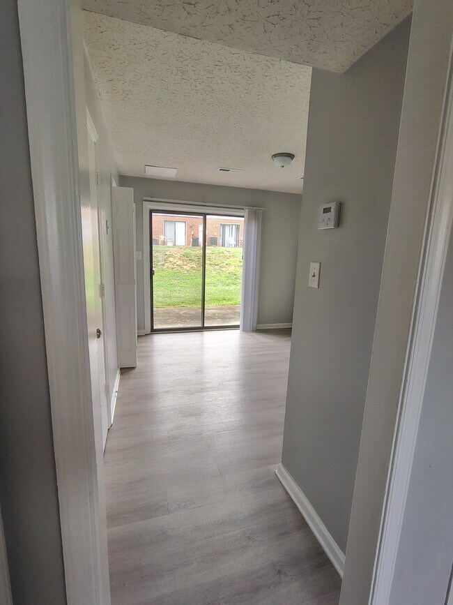 Foto del edificio - 23 Hobbs Ln