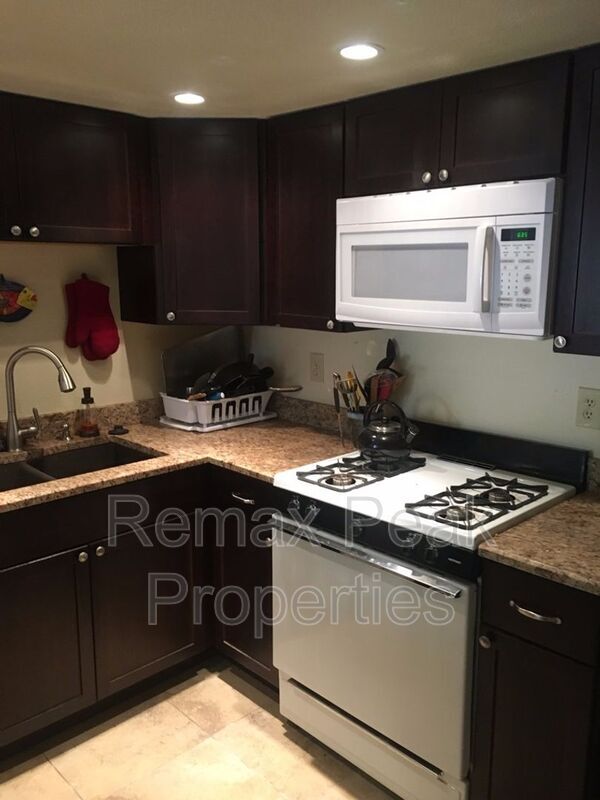Building Photo - 3850 N Fanning Dr
