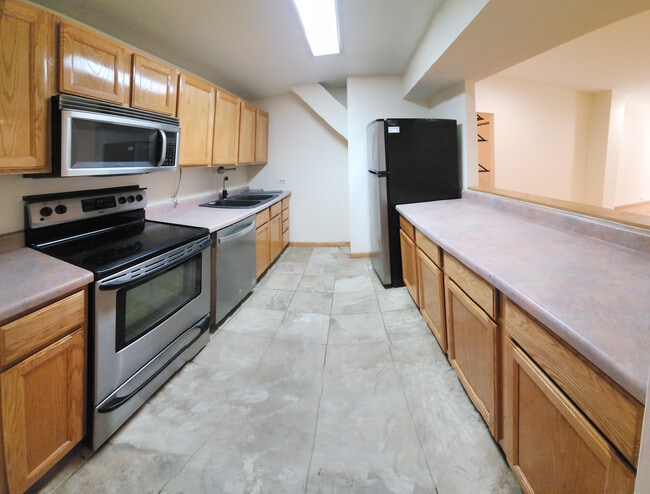Photo - 431 S Dearborn St Apartment