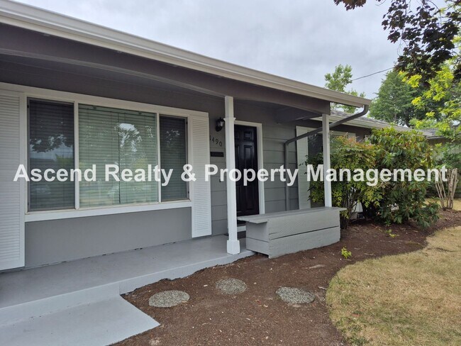 Foto del edificio - Available Now Prime Terra Linda Location One Level Home Large Fenced Yard & Attached Garage Walk ...