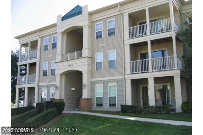 Primary Photo - 1066 Gardenview Loop