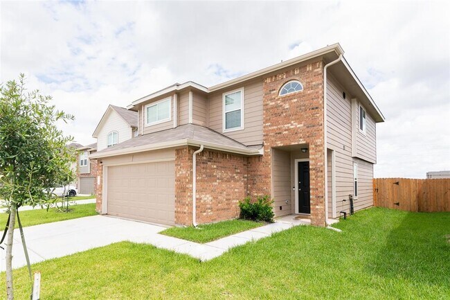 Foto del edificio - 24410 Rossi Gardens Cir