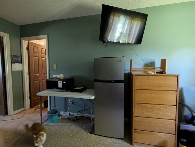 Foto del edificio - 1623 Lakeview Dr