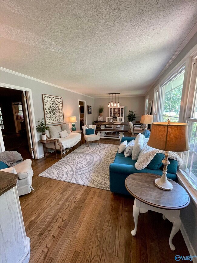 Foto del edificio - 2105 Hansel Ave SW