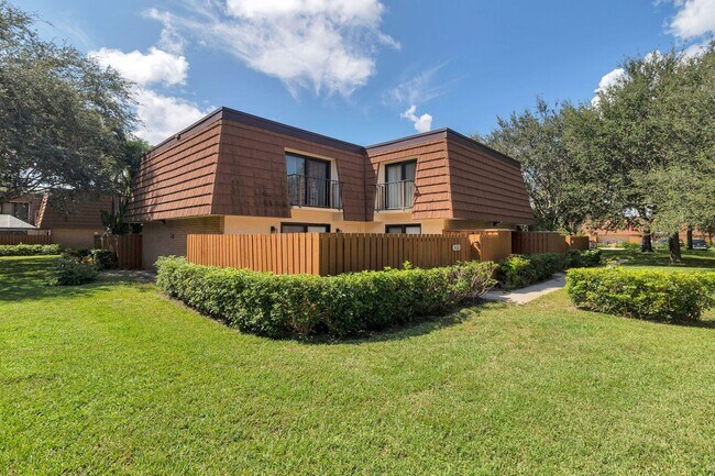 Foto del edificio - 2422 24th Ct