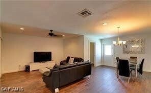 Building Photo - 309 SE 43rd Ln
