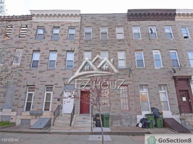 Building Photo - 1 br, 1 bath Apartment - 205 N Carey St,4