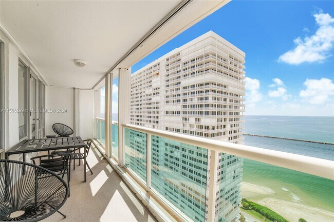 Building Photo - 2100 S Ocean Ln