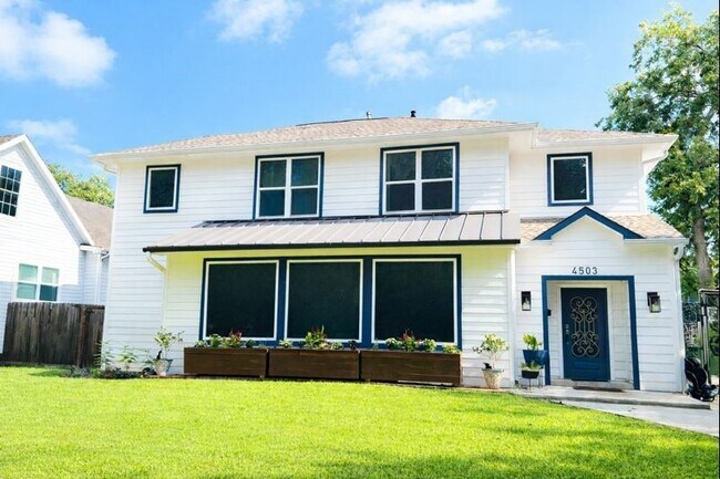 Foto del edificio - 4503 McKinney St