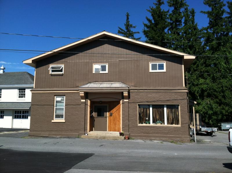 Primary Photo - 313 Scott Ave