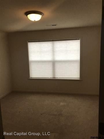 Foto del edificio - 3 br, 2 bath House - 24 Stacey Court