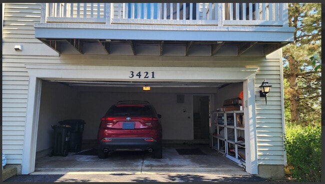 Building Photo - 3421 Ravinia Cir