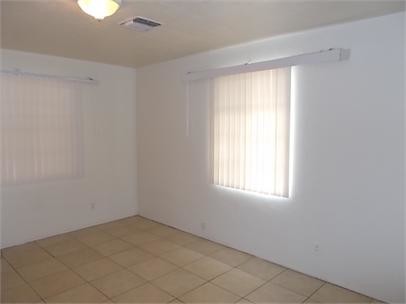 Foto del edificio - 2540 E Copper St