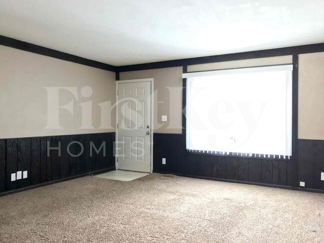 Foto del edificio - 3520 Wellington Ave