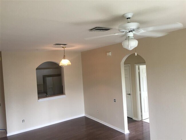 Building Photo - 1212 S Hiawassee Rd