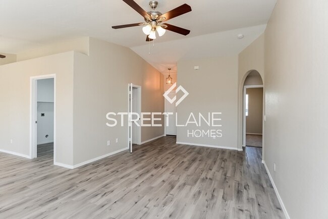 Building Photo - Charming 3 Bedroom in Apache Junction! RV ...