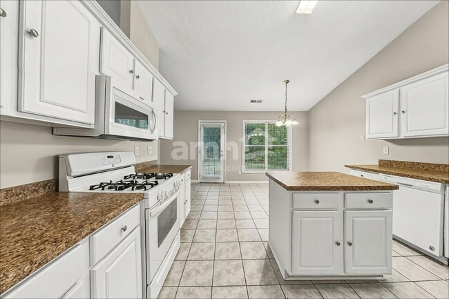 Building Photo - 3262 Millhollow Ter