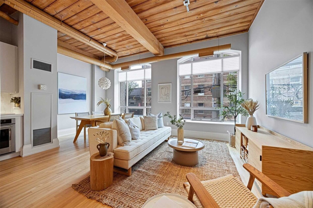 Photo principale - 993 Queen St W