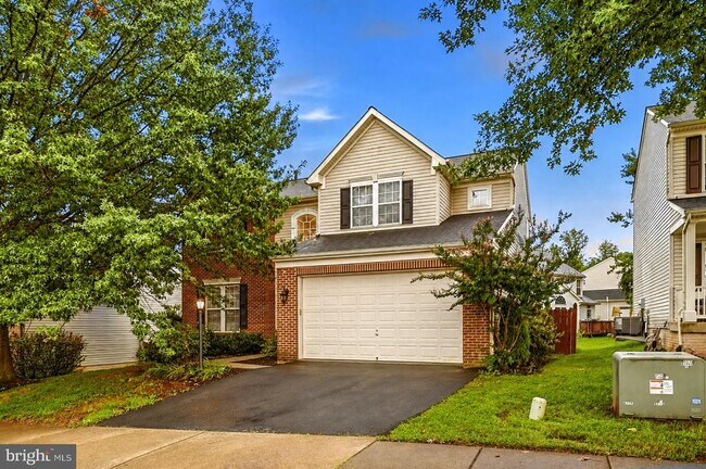 Building Photo - 10545 Turning Grass Way