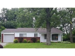 Building Photo - 8839 Lynbrook Ct