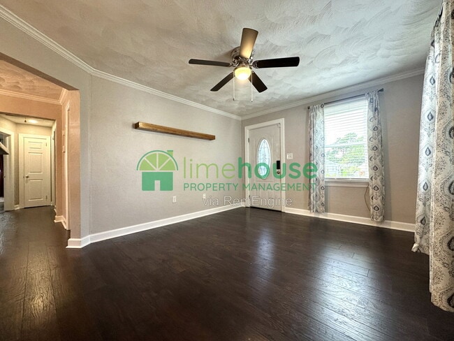 Foto del edificio - 809 Cambridge Ave