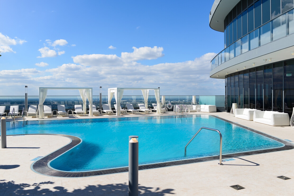 Foto principal - 1000 Brickell Plz