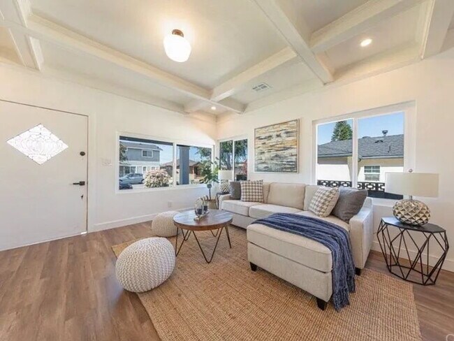 Foto del edificio - Available 9/15/2026 - Please do not disturb current occupants.  This home is shown by by appointm...