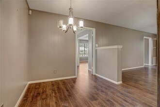 Building Photo - 9631 Fairdale Ln