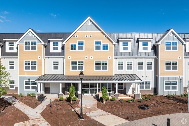 Entrada - The Landing at Skillman Place