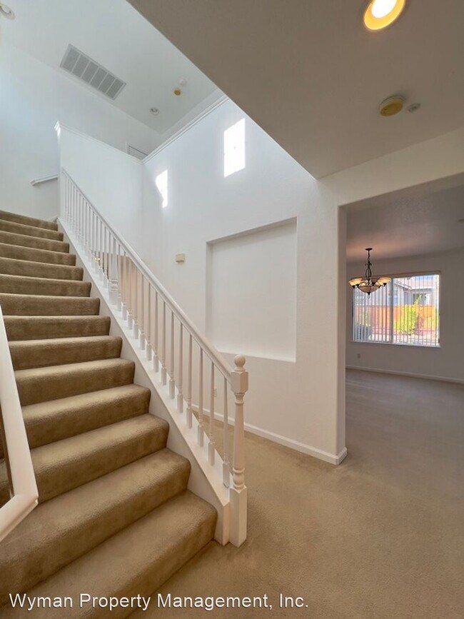 Foto del edificio - 5 br, 3 bath House - 12 Joshua Court