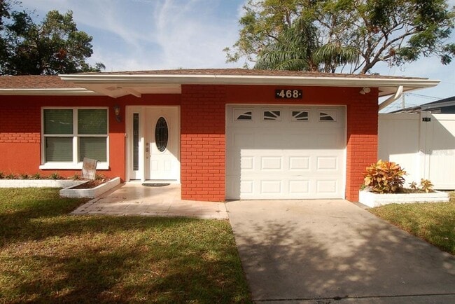 Building Photo - 468 Limewood Ave