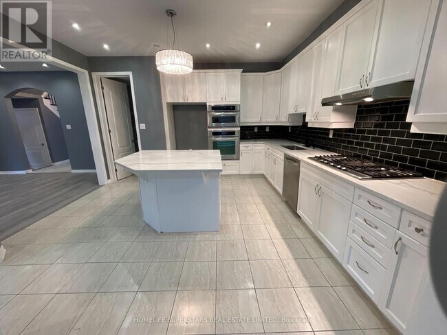 Building Photo - 184 Ruhl Dr