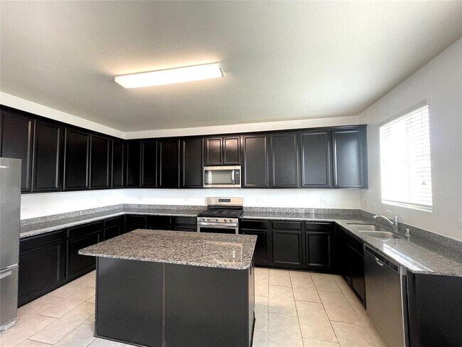 Foto del edificio - 6714 Dayridge Ln