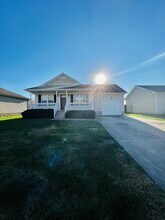 Building Photo - 3444 Fox Run Dr. Clarksville, Tn 37042