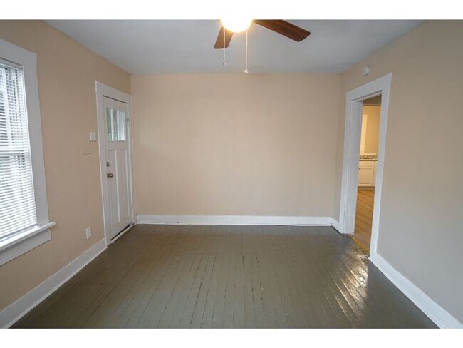 Photo - 1323 Lamar St Apartment