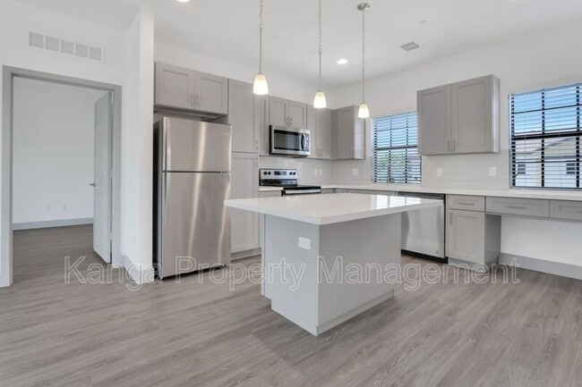 Photo - 630 NE 14th Ct Apartment