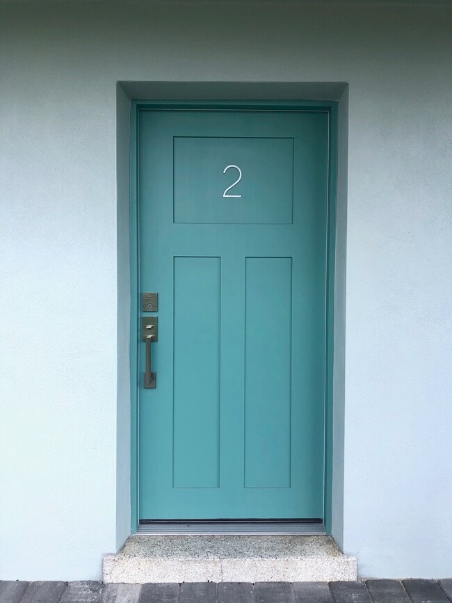 First Floor Unit! - Driftwood Villas Apartments