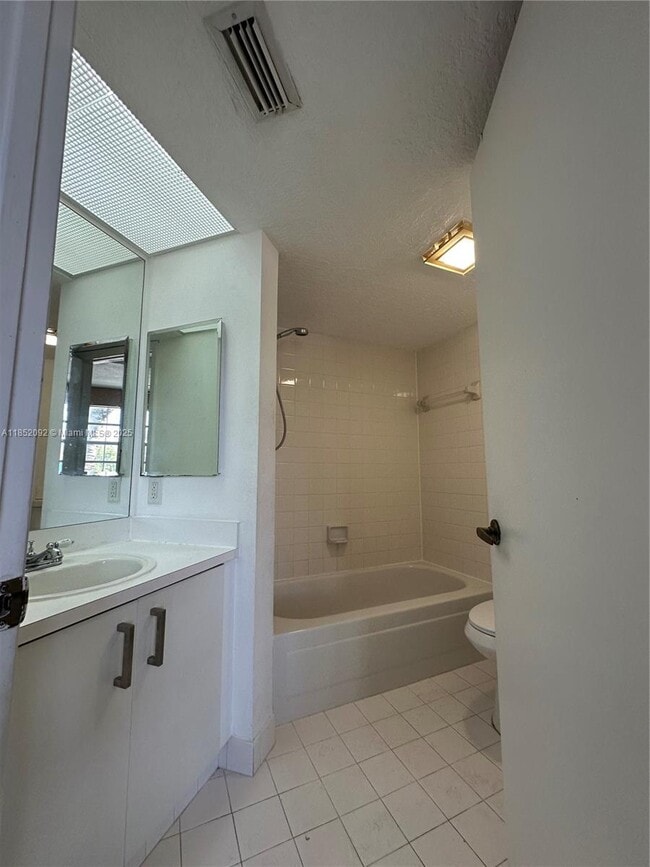 Foto del edificio - 2638 SE 20th Ct