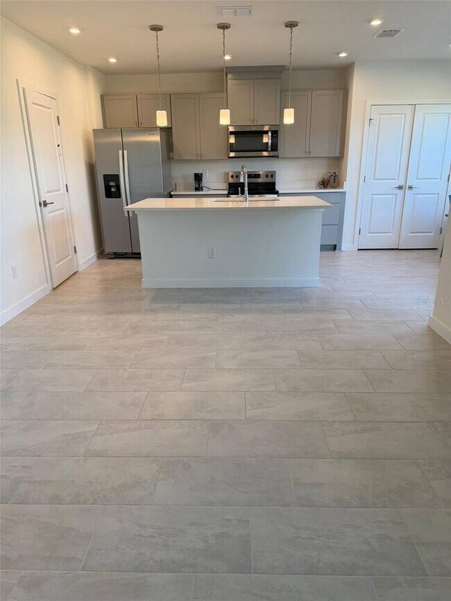Foto del edificio - 6689 Horseshoe Ln Wy
