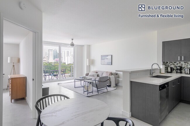 Foto del edificio - 729 NW 2nd St