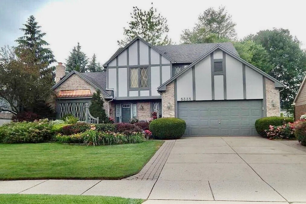 5335 Standish Dr, Troy, MI 48085 House Rental in Troy, MI