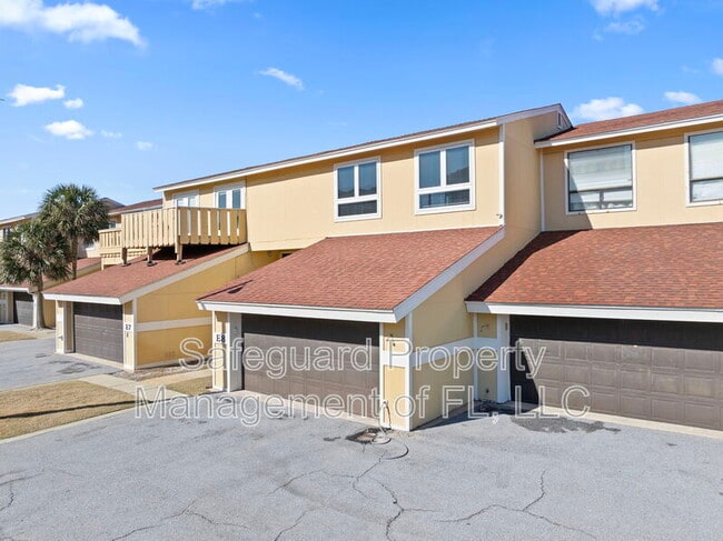 Building Photo - 1500 Via De Luna Dr