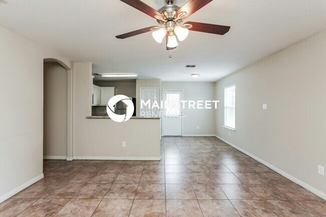 Building Photo - 3 Bedroom Pet-Friendly Home in San Antonio, TX with Main Street Renewal