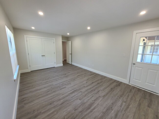 Interior Photo - Briar Knoll Apartments